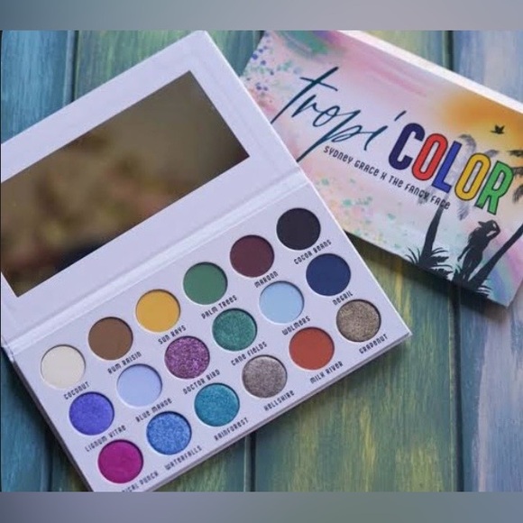 Other - Sydney Grace X The Fancy Face LE TropiColor Palette BNIB. *